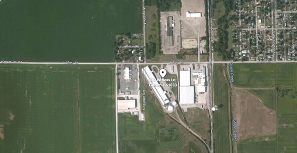 610 W Ross Ln, Danville, IL 61834